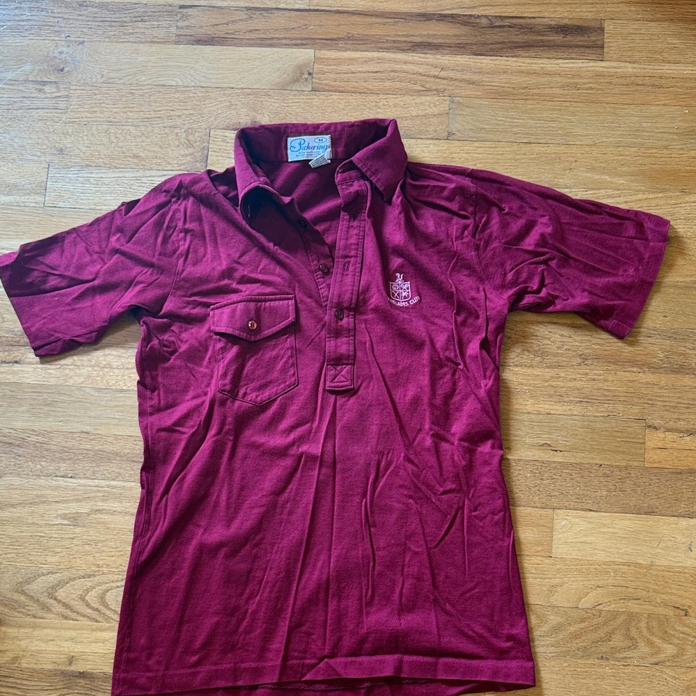 Men’s vintage 1980s country club golf polo size medium Florida. Pickering brand